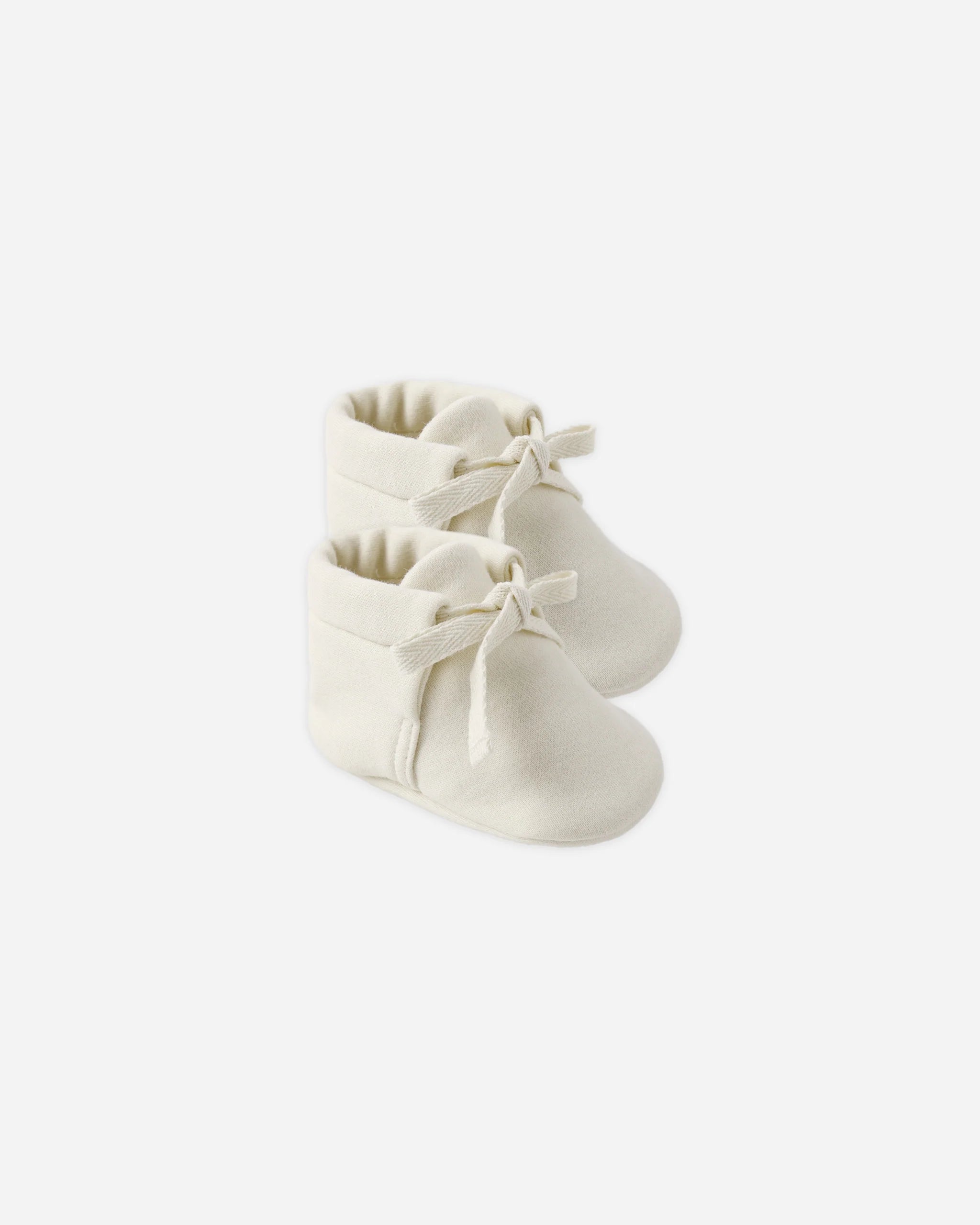 Baby_Booties_Natural_1.webp