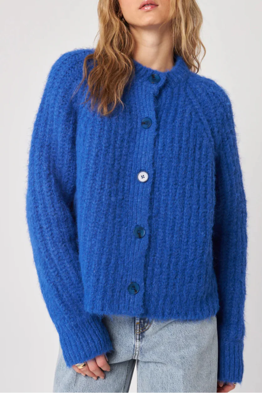 BennySweater1.webp