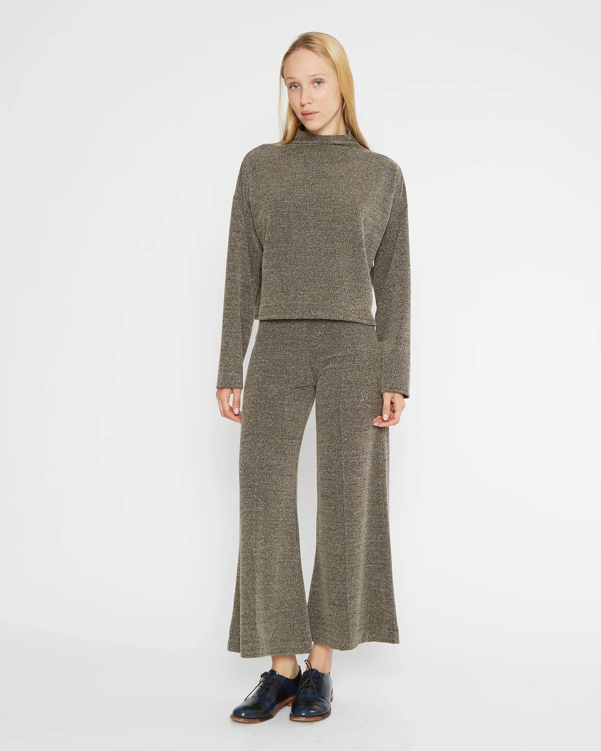 Boucle_Wide_Leg_Pant_Cropped_1.webp