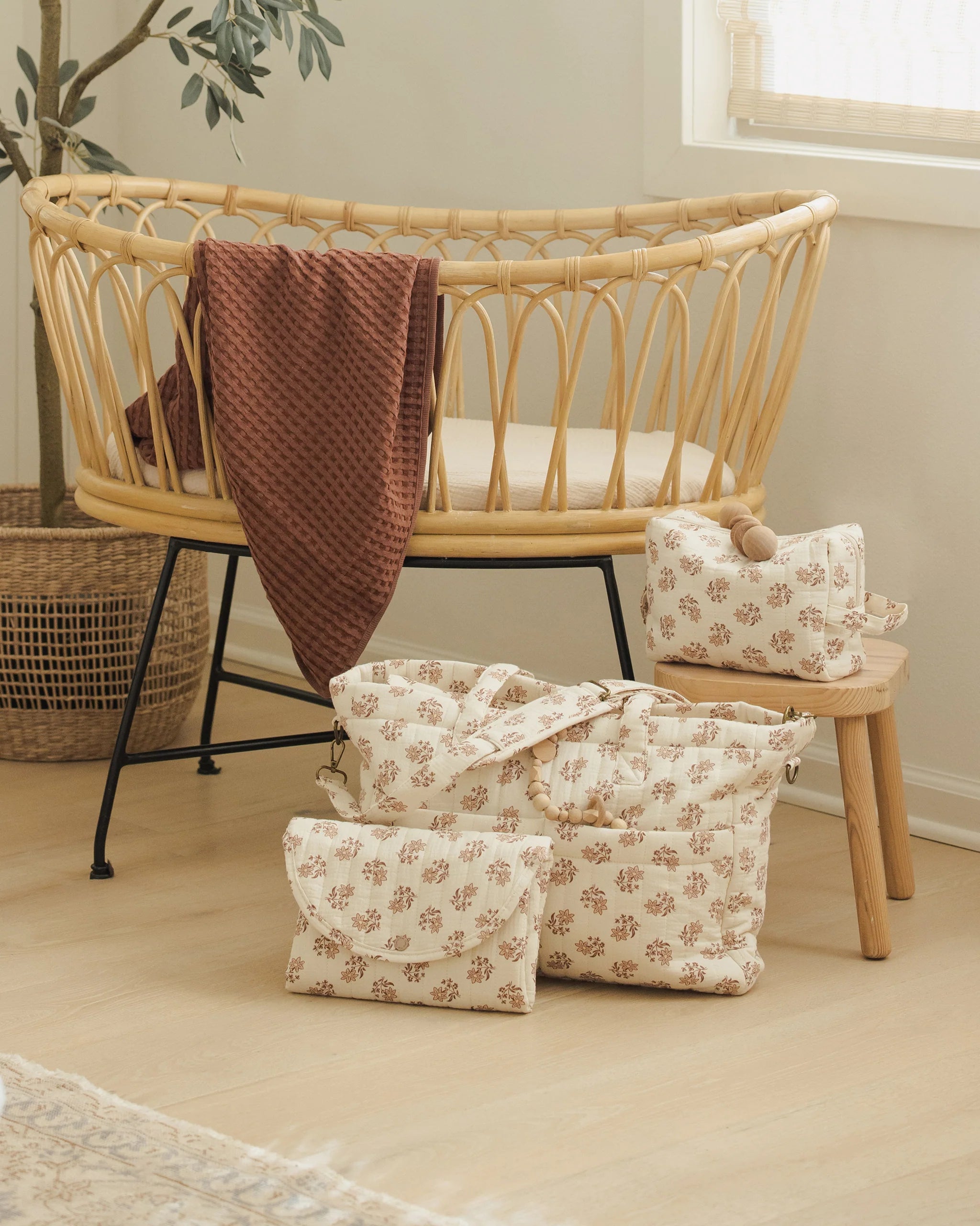 DiaperBag_ChangingPadSet5.webp