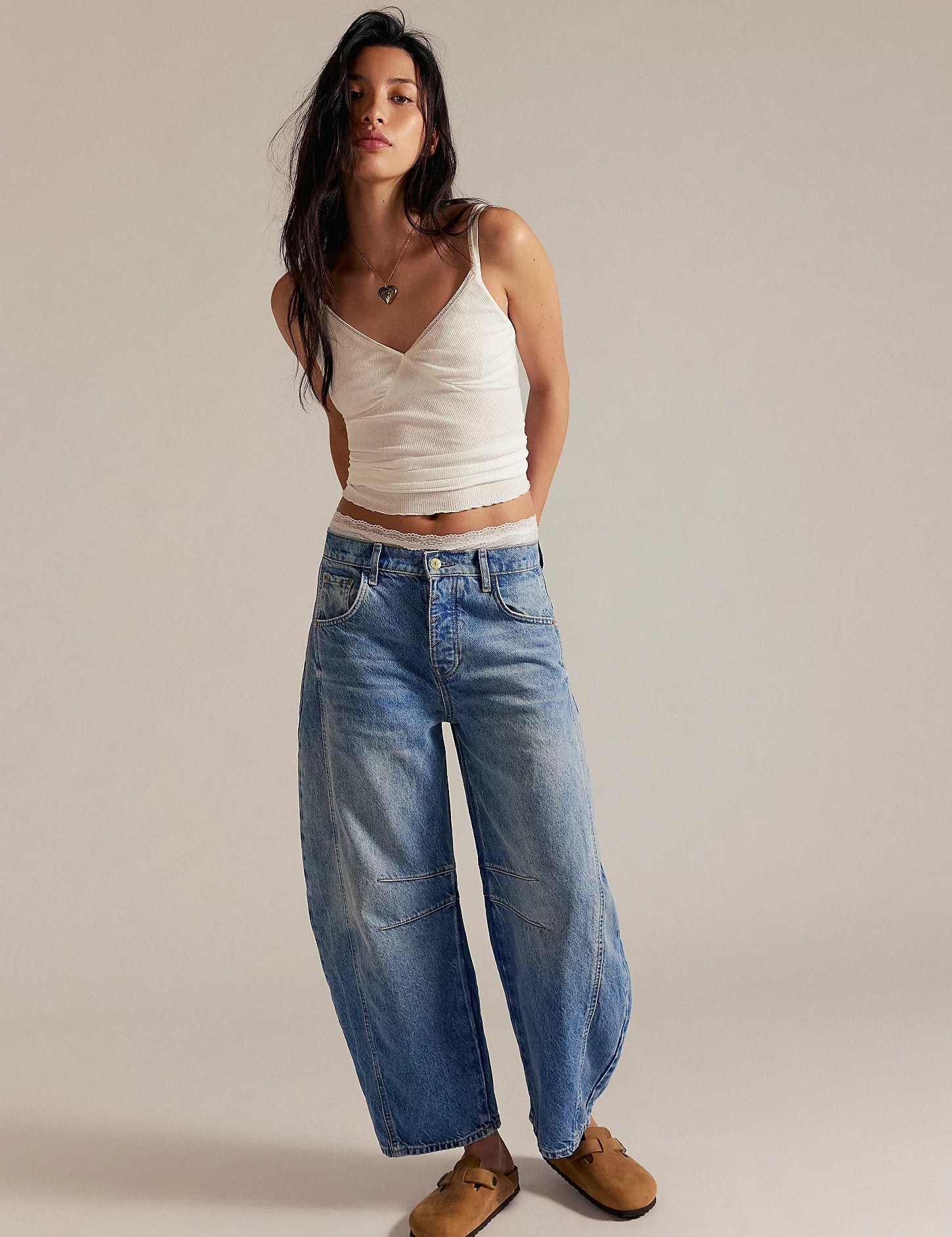 GoodLuckMid-RiseBarrelJeans5.webp