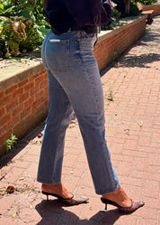 Bri High Rise Slim Straight
