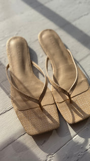 Tove Flat