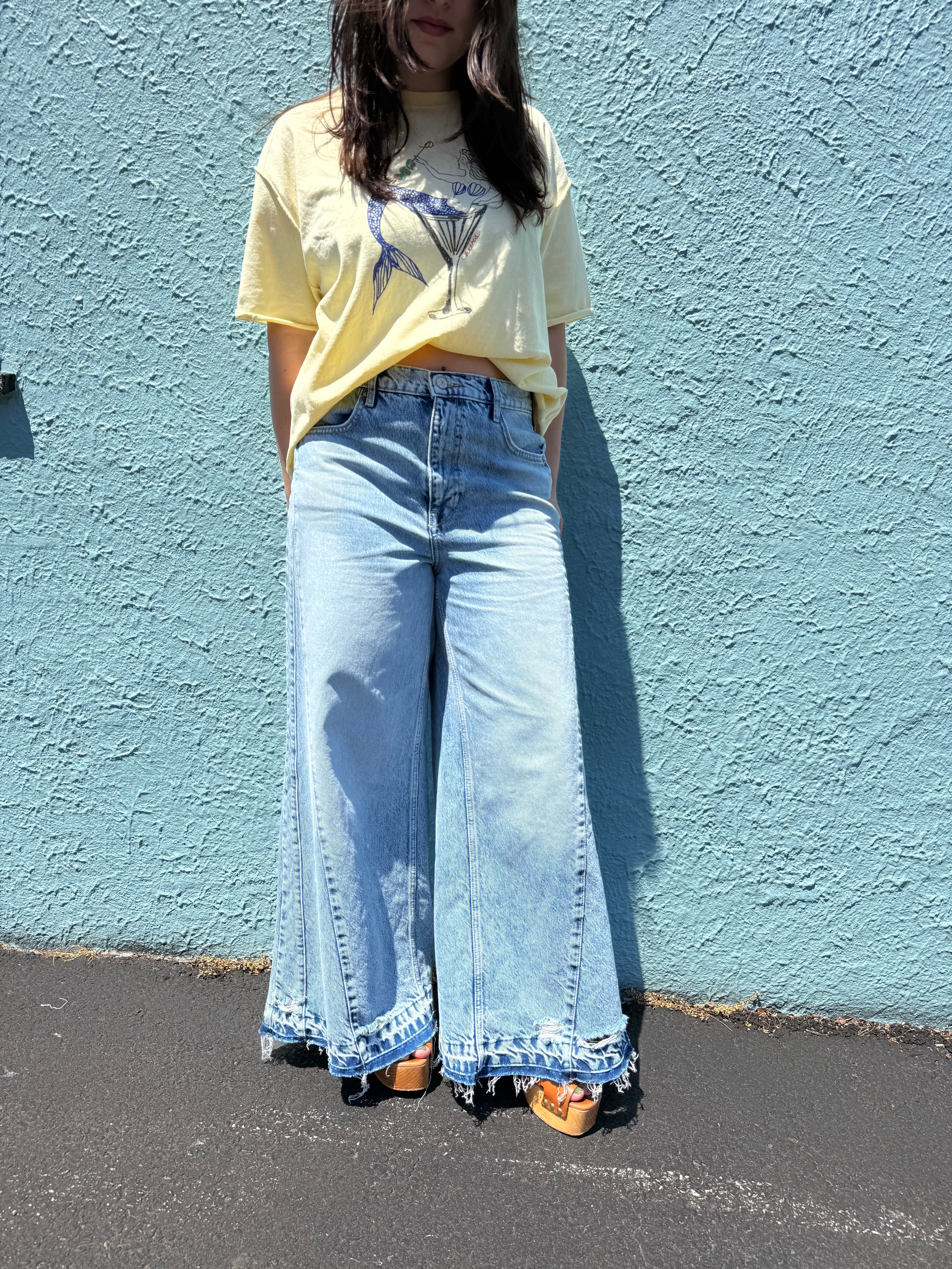 Apollo Wide-Leg Jeans