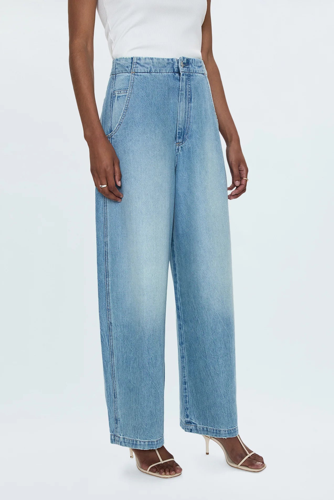 Lottie High Rise Relaxed Bowed Leg