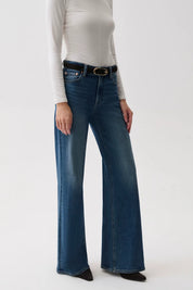 Vivian Mid Rise Leg