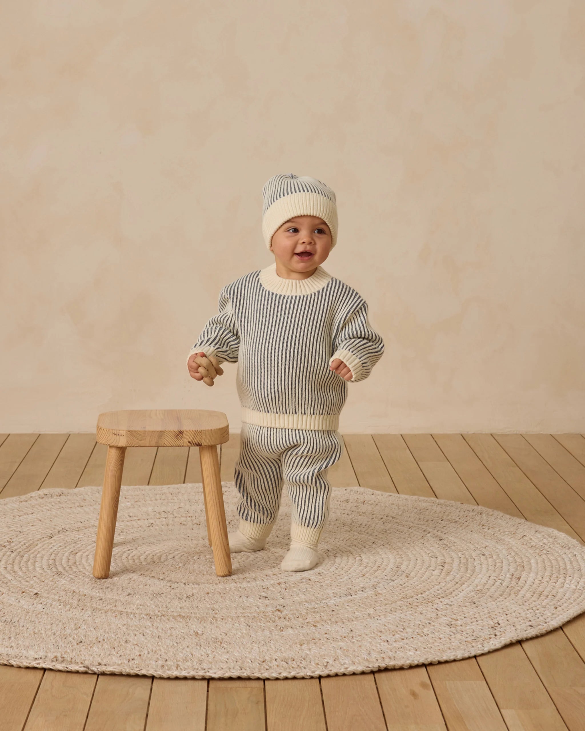 RelaxedKnitSweater3.webp