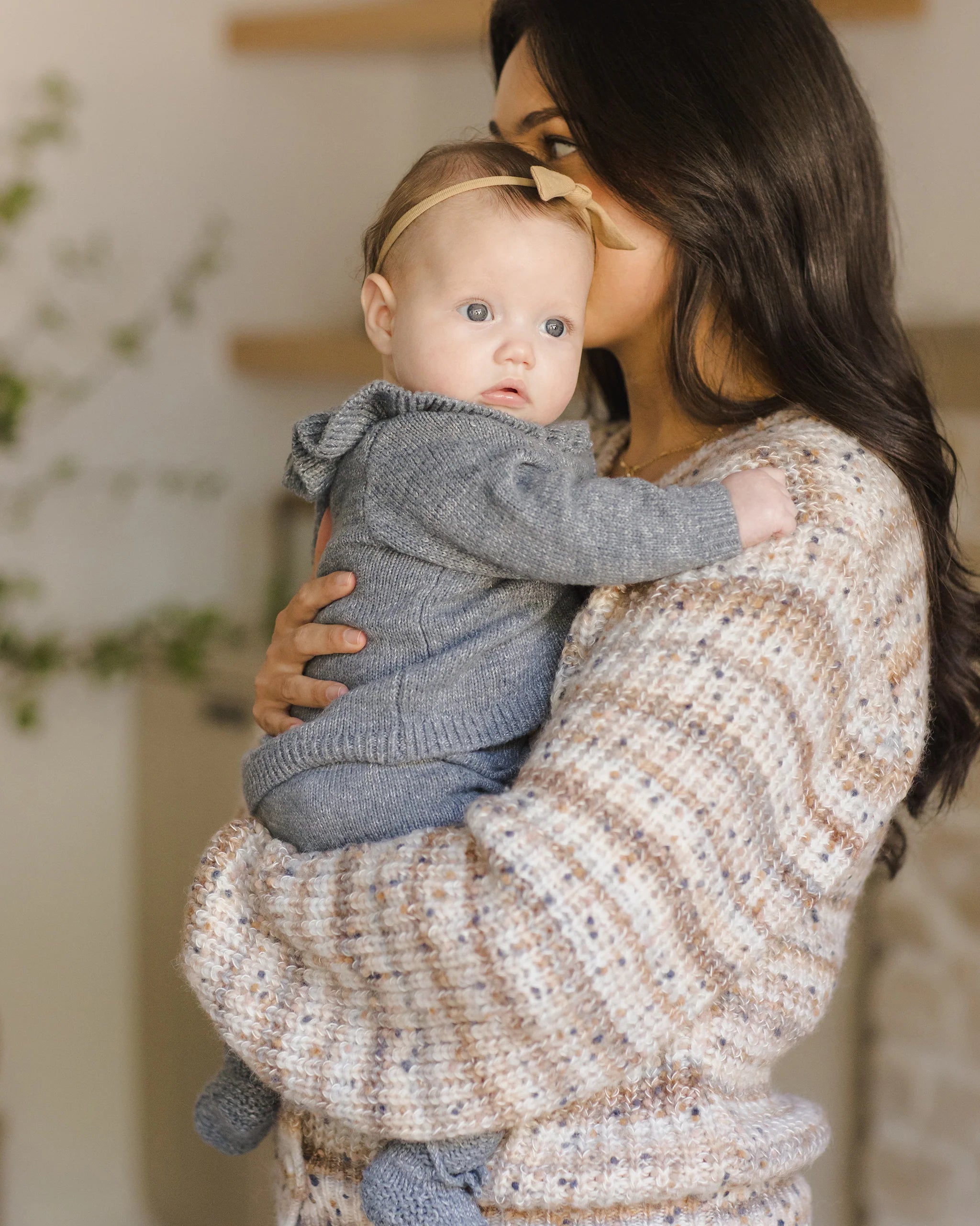RuffleCollarCardigan7.webp