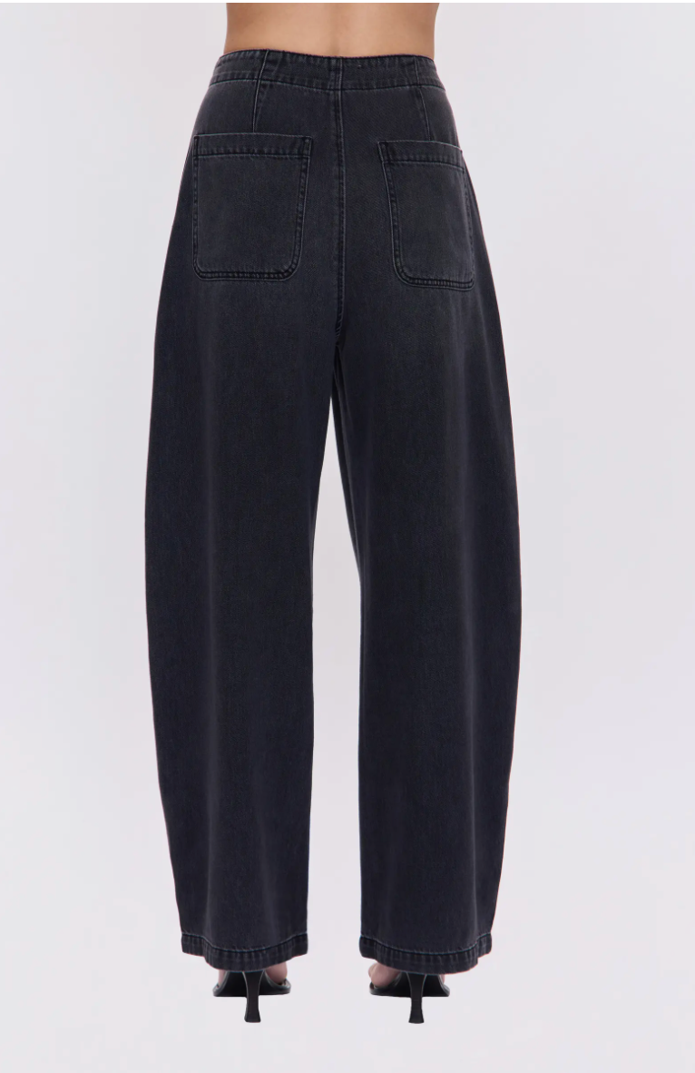 Lottie High Rise Relaxed Bowed Leg