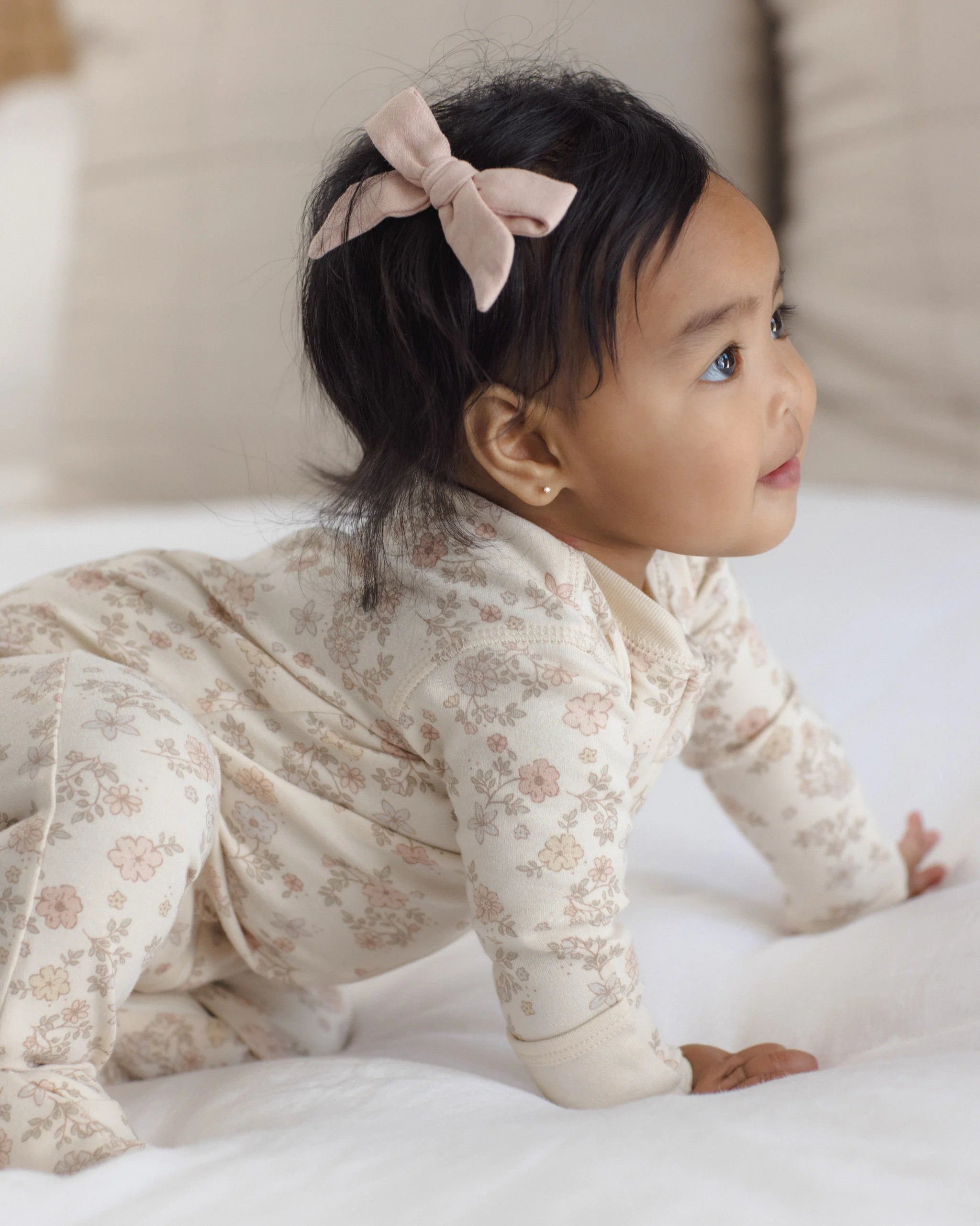 Zip_Long_Sleeve_Sleeper_Footie_5.webp