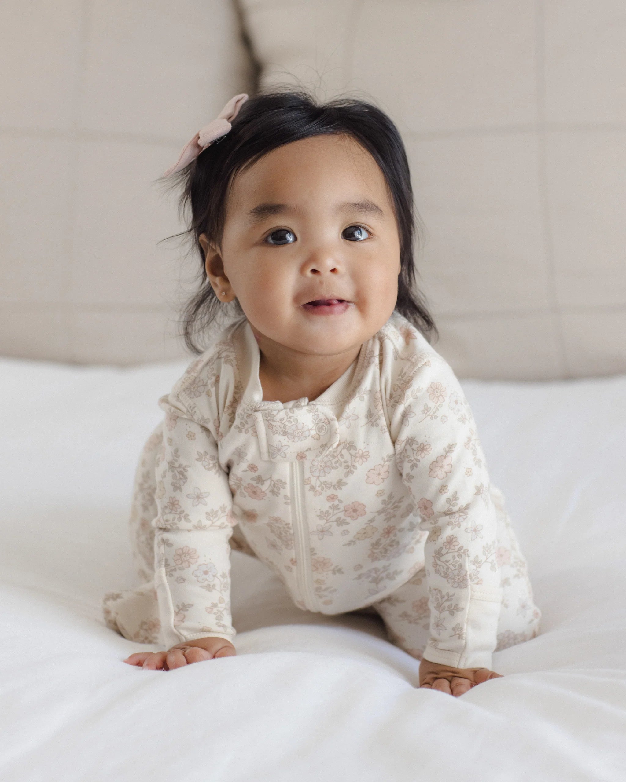 Zip_Long_Sleeve_Sleeper_Footie_6.webp