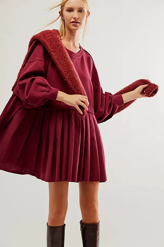 eleanorsweatshirt1.webp