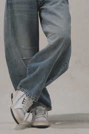 Good Luck Mid-Rise Barrel Jeans